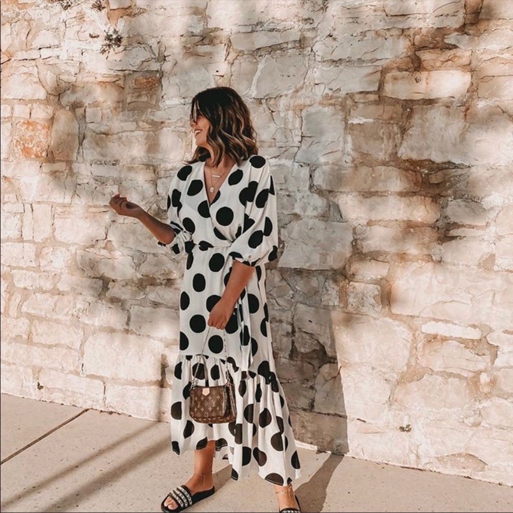 H&M polka dot faux wrap dress - Picture 3 of 4